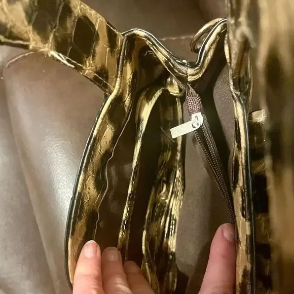 Leopard Mini Satchel Bag with Lock Closure and 41” Crossbody Strap NWOT - Picture 6 of 8